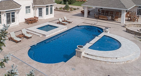 FIBERGLASS POOL REPAIR